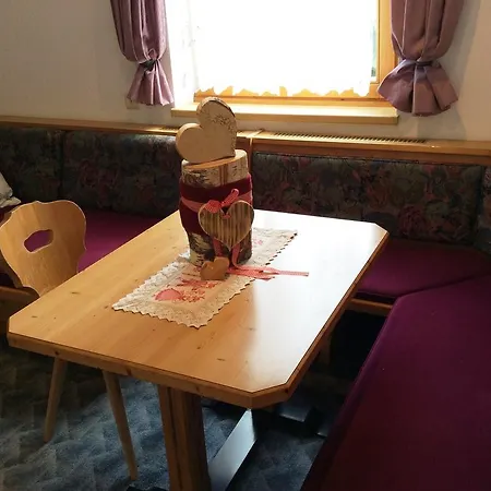 Der Klaushof Apartment Mayrhofen Room photo