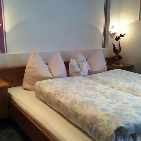 Der Klaushof Apartment Mayrhofen Room photo